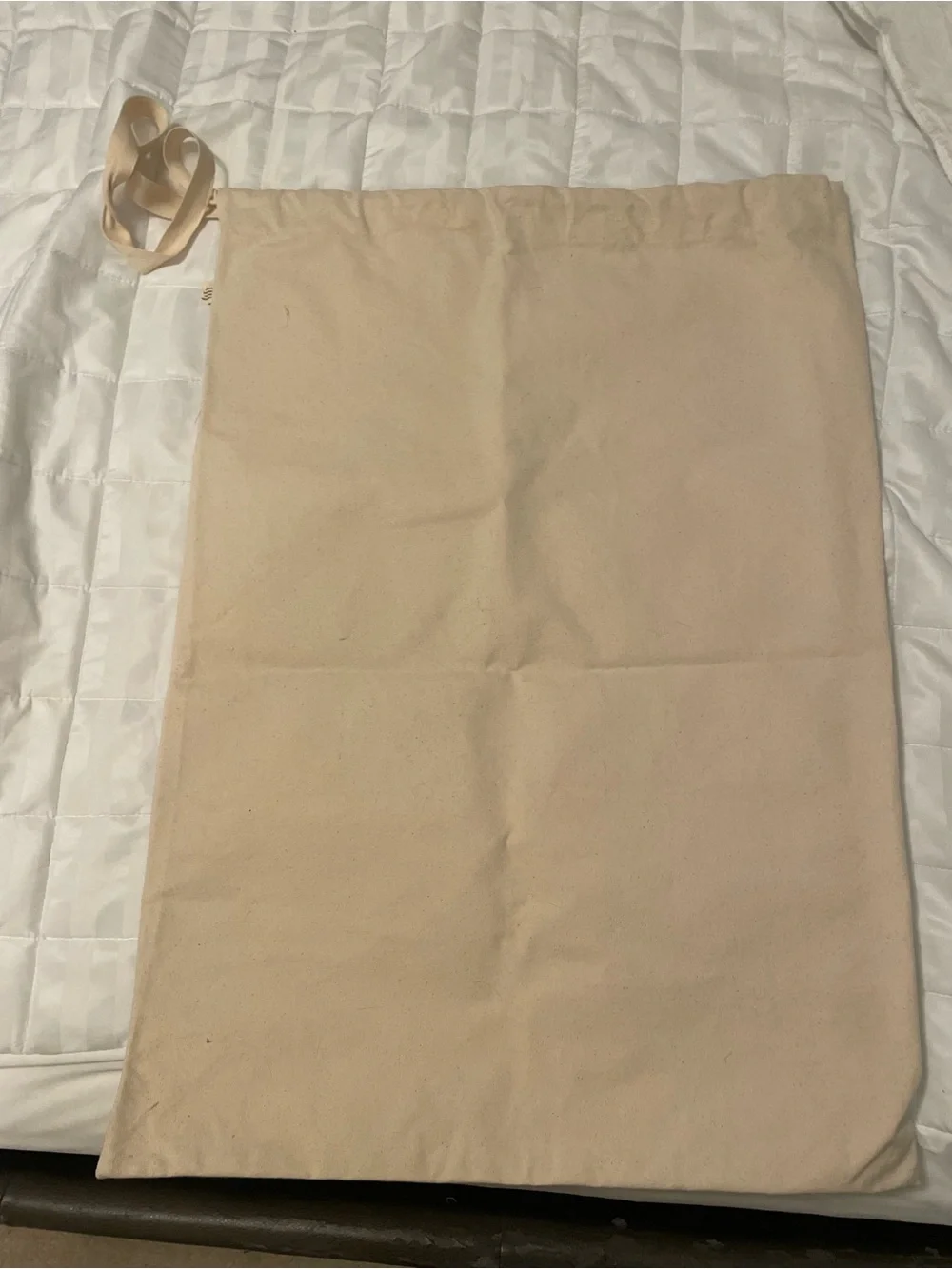 Beige Canvas laundry bag with Navy 